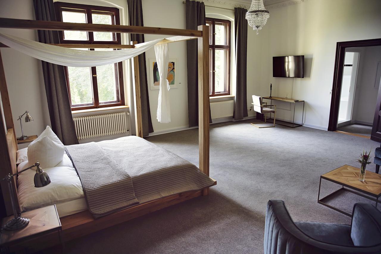 Romantik Hotel Schloss Reichenow מראה חיצוני תמונה